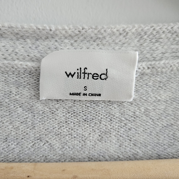 Aritzia Wilfred Cyprie 100% Merino Wool Cardigan Gray Small Quiet Luxury - Picture 8 of 10